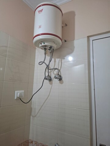 Bathroom in 4 BHK Builder Floor at Orchid Island, Sector 51 – for Sale