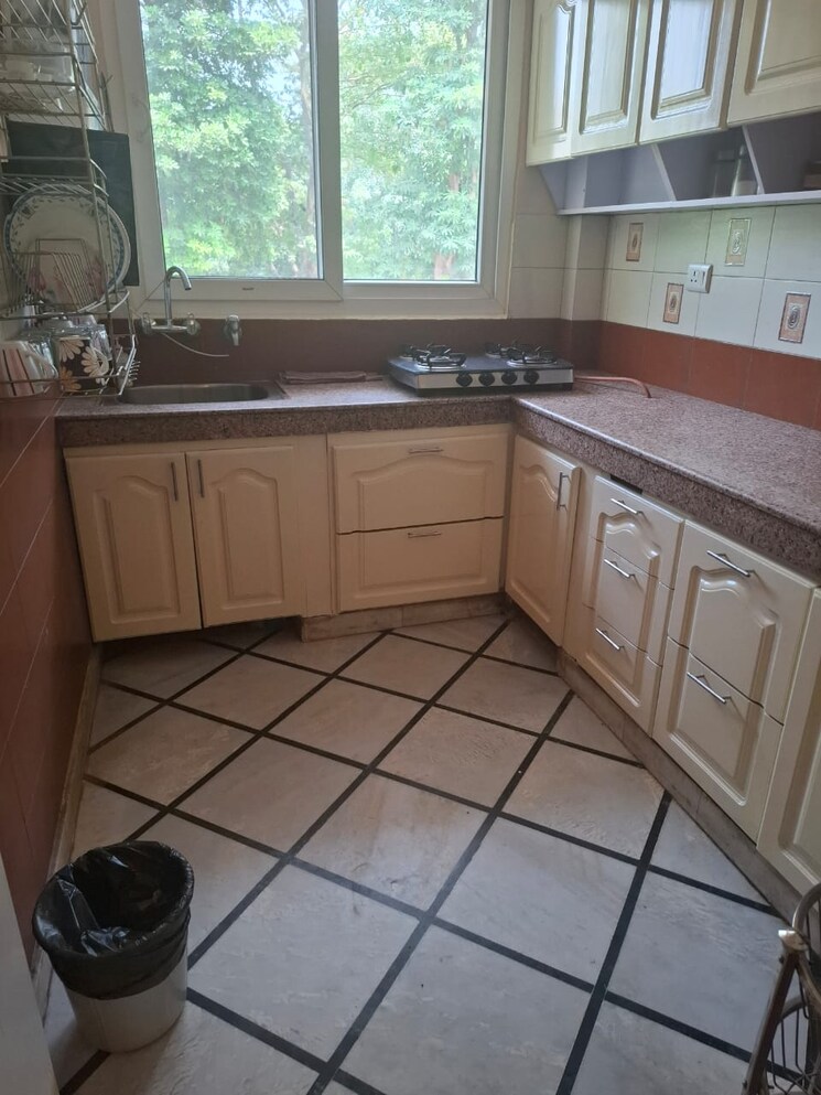 Kitchen, orchid-island 4 Bedroom 1650 Sq.Ft. Builder Floor In Sector 51 Gurgaon 8830449