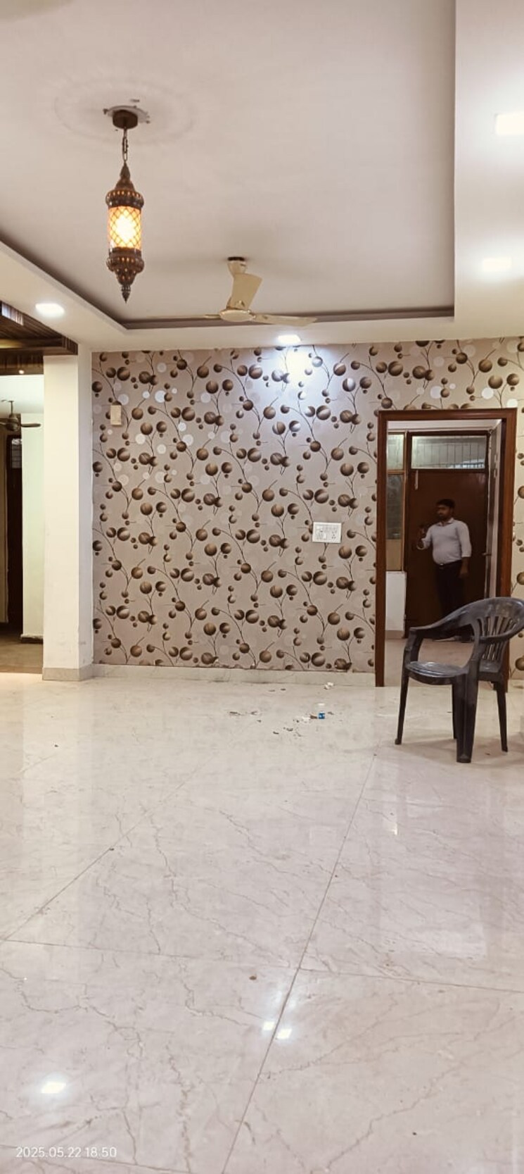 Room, ardee-city 3.5 Bedroom 300 Sq.Yd. Builder Floor In Sector 52 Gurgaon 8830512