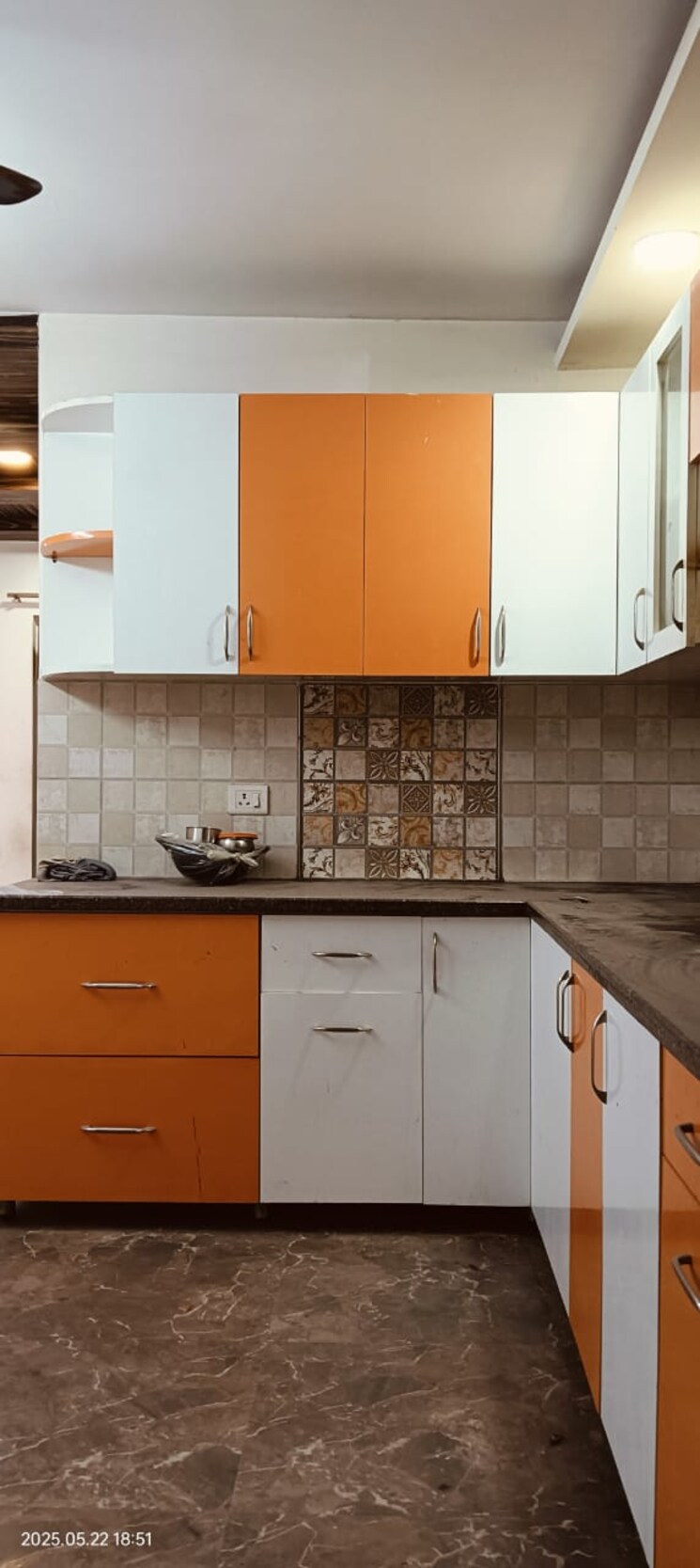 Kitchen, ardee-city 3.5 Bedroom 300 Sq.Yd. Builder Floor In Sector 52 Gurgaon 8830512