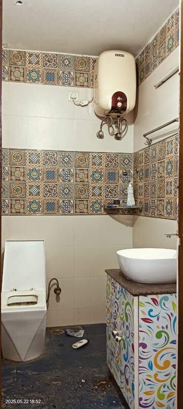 Bathroom in 3.5 BHK Builder Floor at Ardee City, Sector 52 – for Rent