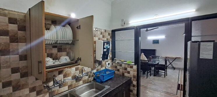 Kitchen, govindpuri 3 Bedroom 1100 Sq.Ft. Builder Floor In Govindpuri Delhi 8830518