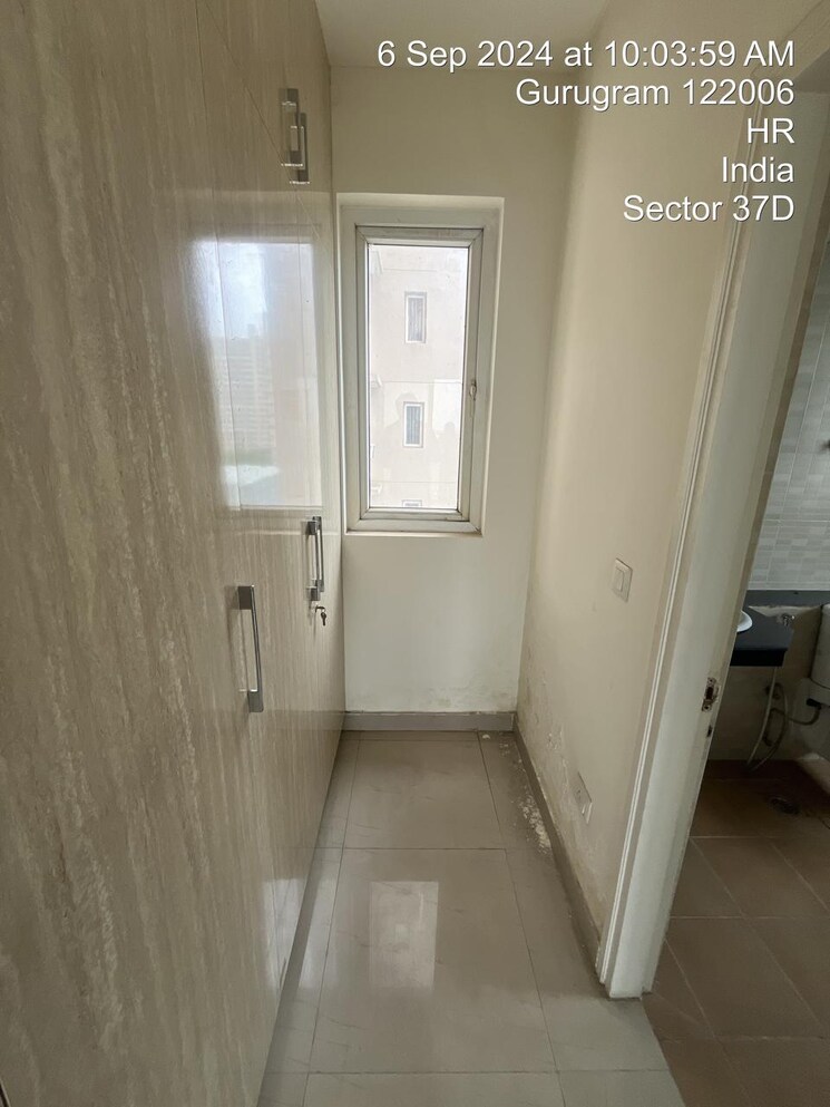 Bathroom, bptp-park-serene 4 Bedroom 2450 Sq.Ft. Apartment In Sector 37d Gurgaon 8830519