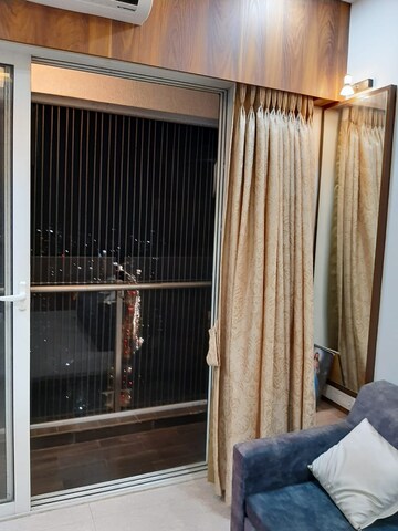 Furnished Amenities in 4 BHK Apartment at JP Decks, Goregaon East – for Sale