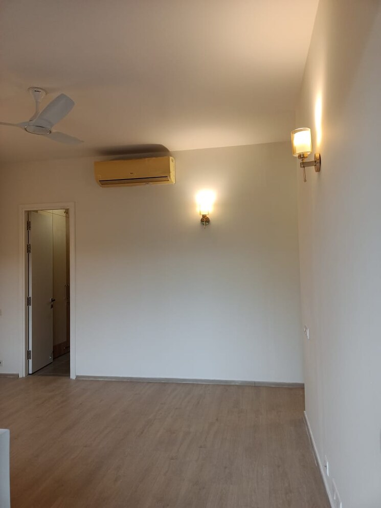 Room, conscient-heritage-one 3 Bedroom 1890 Sq.Ft. Apartment In Sector 62 Gurgaon 8830516