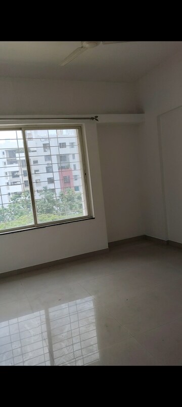 Room in 3 BHK Builder Floor at Orvi Co Operative Housing Society, Balewadi – for Rent