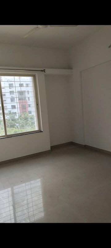 Room in 3 BHK Builder Floor at Orvi Co Operative Housing Society, Balewadi – for Rent