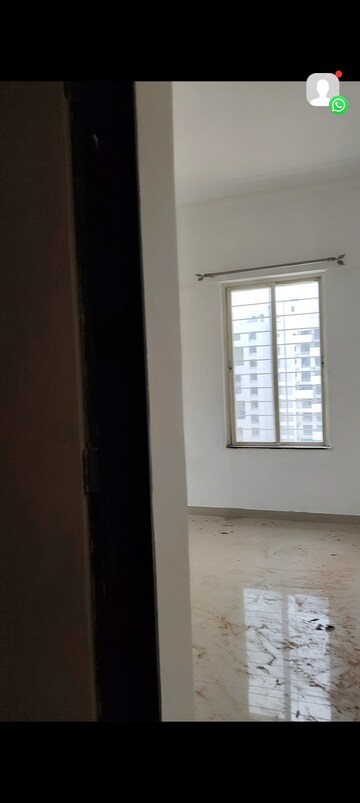 Room in 3 BHK Builder Floor at Orvi Co Operative Housing Society, Balewadi – for Rent
