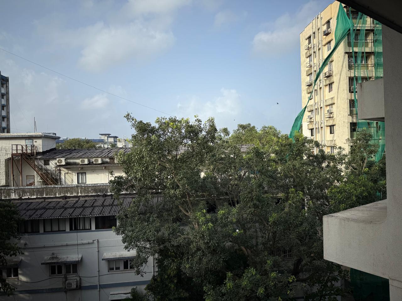 2 BHK + Servant Room Apartment For Sale in Harbour Heights