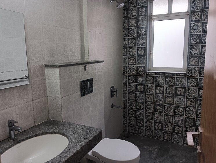 Bathroom, godrej-24 2 Bedroom 690 Sq.Ft. Apartment In Hinjewadi Pune 8830631