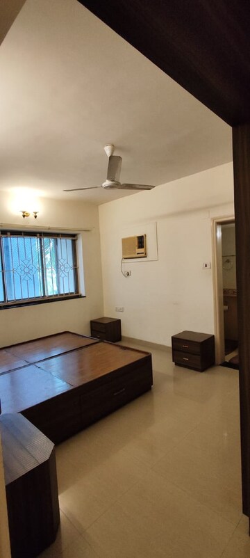 Bedroom in 2 BHK Apartment at Bandra West – for Rent