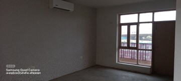 Room in 4 BHK Apartment at Lotus Elise, Sector 99 – for Sale