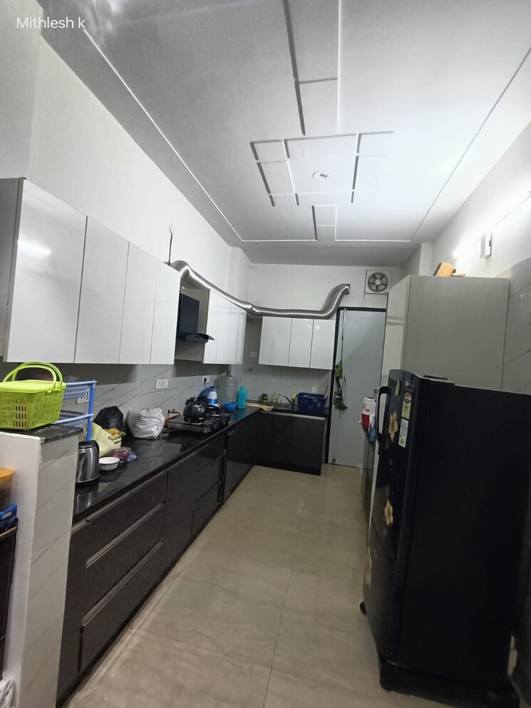 Master Bedroom, shree-vardhman-victoria 3 Bedroom 1950 Sq.Ft. Apartment In Sector 70 Gurgaon 8830794