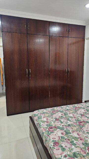Bedroom in 3 BHK Apartment at Khar West – for Rent