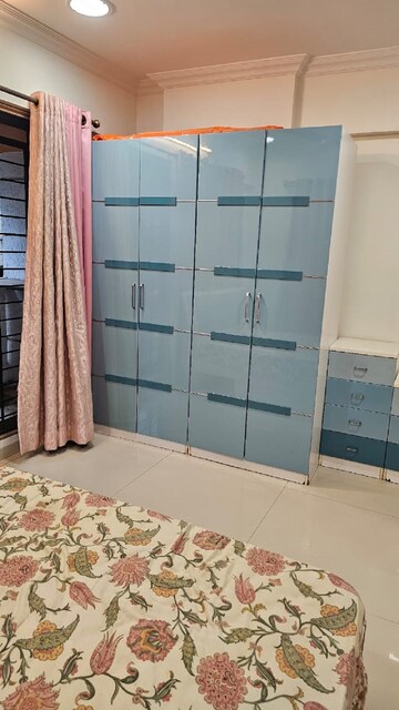 Bedroom in 3 BHK Apartment at Khar West – for Rent
