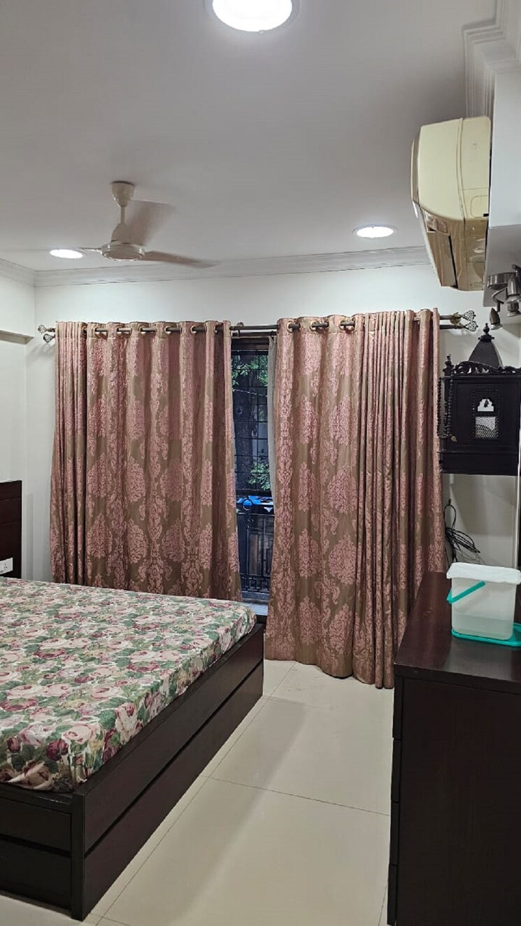 Bedroom, khar west 3 Bedroom 1200 Sq.Ft. Apartment In Khar West Mumbai 8830776