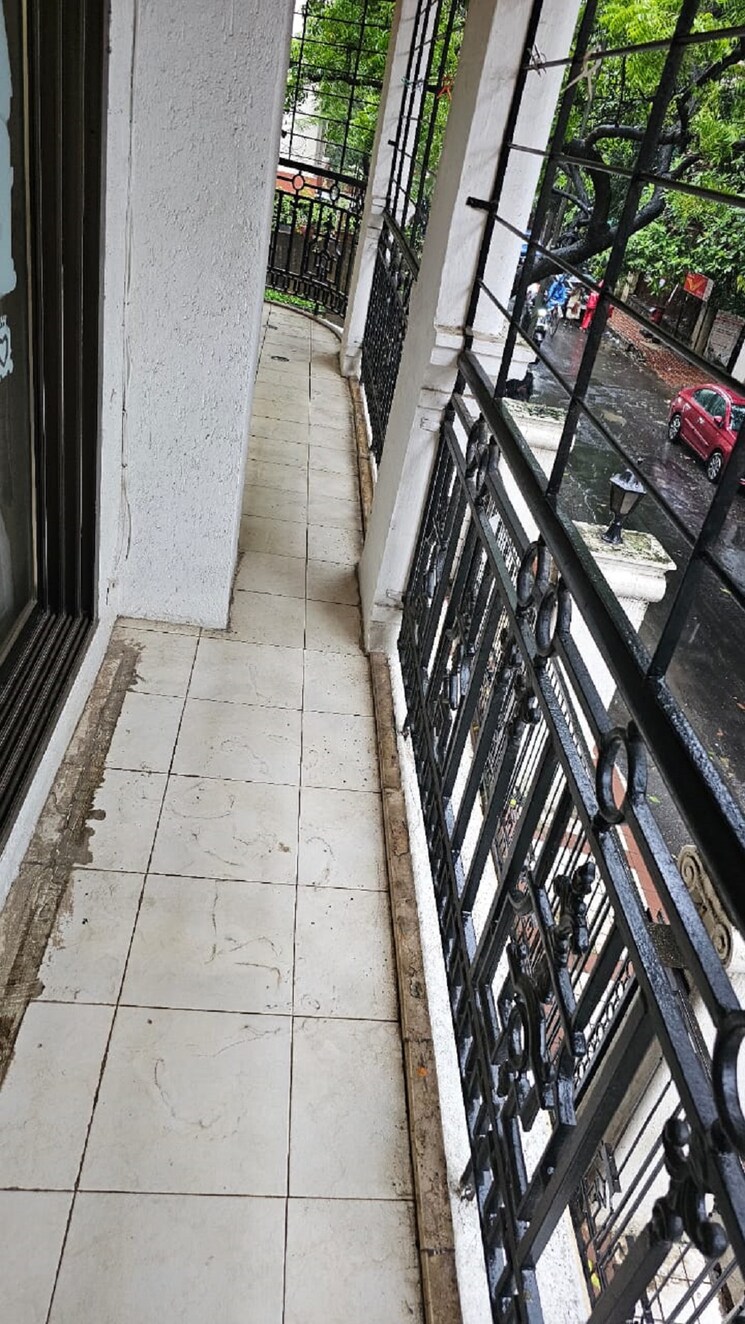 Balcony, khar west 3 Bedroom 1200 Sq.Ft. Apartment In Khar West Mumbai 8830776