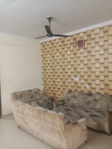 Living Room in 3 BHK Apartment at Kharar Road – for Rent