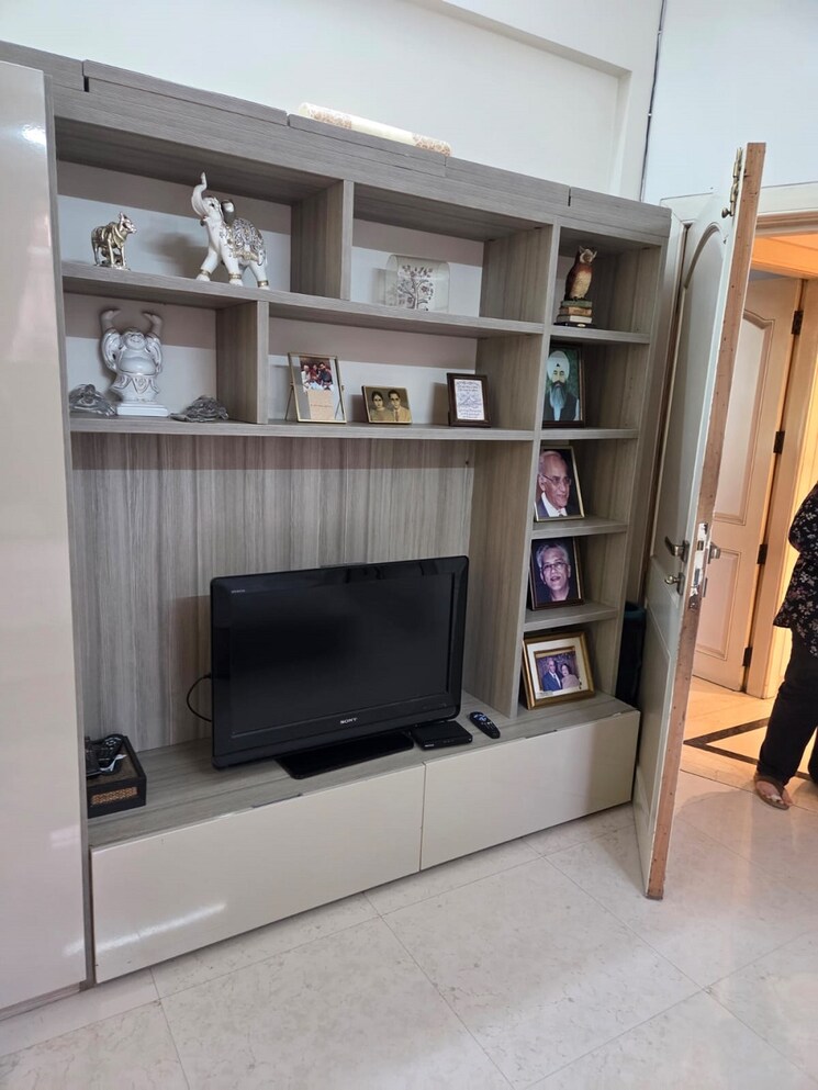 Living Room, khar west 3 Bedroom 1200 Sq.Ft. Apartment In Khar West Mumbai 8830830