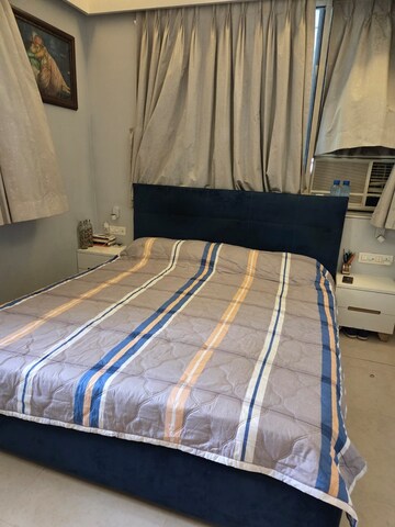 Bedroom in 3 BHK Apartment at Khar West – for Rent