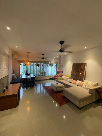 3 BHK Apartment For Rent in Bandra West