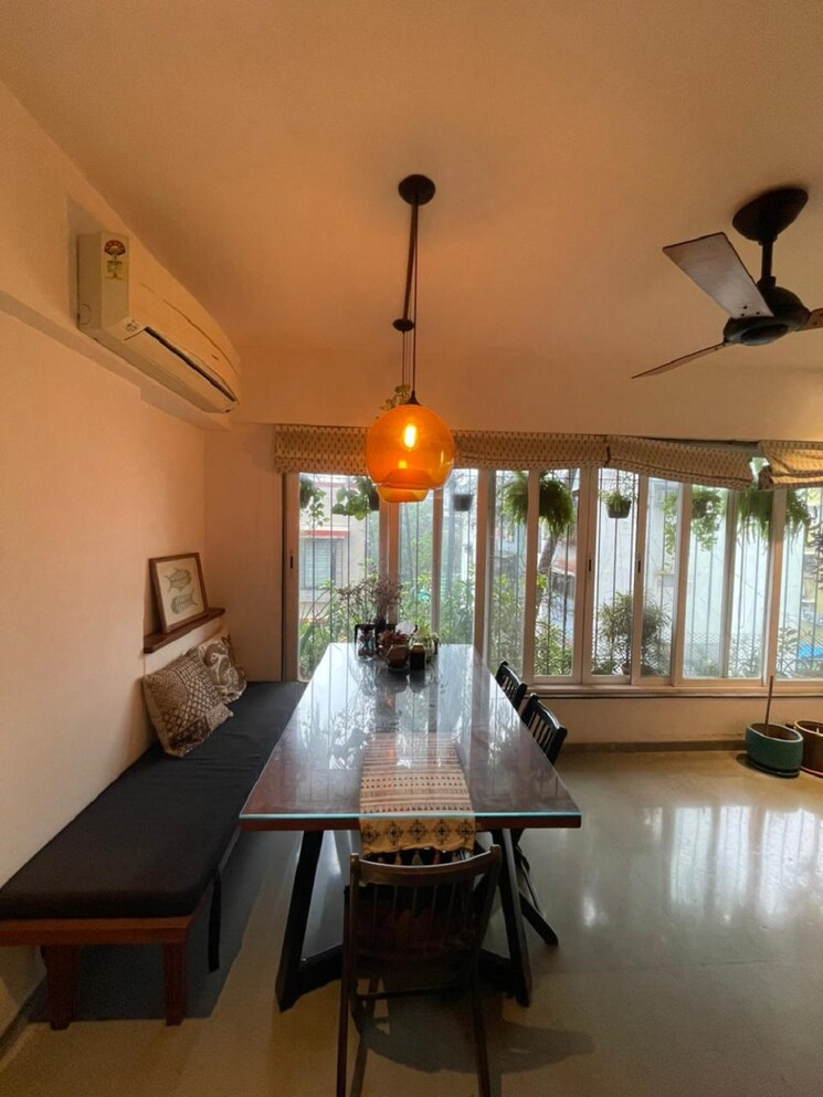 Living Room, bandra west 3 Bedroom 1200 Sq.Ft. Apartment In Bandra West Mumbai 8830910