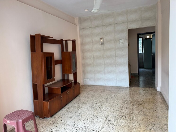 Room, bandra west 1 Bedroom 550 Sq.Ft. Apartment In Bandra West Mumbai 8831128