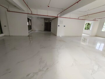 Room in  Office Space at Saagar Durva, Andheri West – for Sale