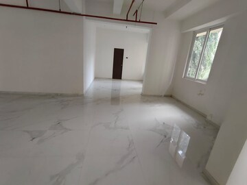 Room in  Office Space at Saagar Durva, Andheri West – for Sale