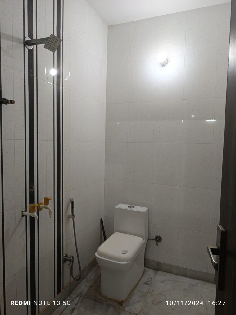 Bathroom, pivotal-riddhi-siddhi 2 Bedroom 587 Sq.Ft. Apartment In Sector 99 Gurgaon 8831221