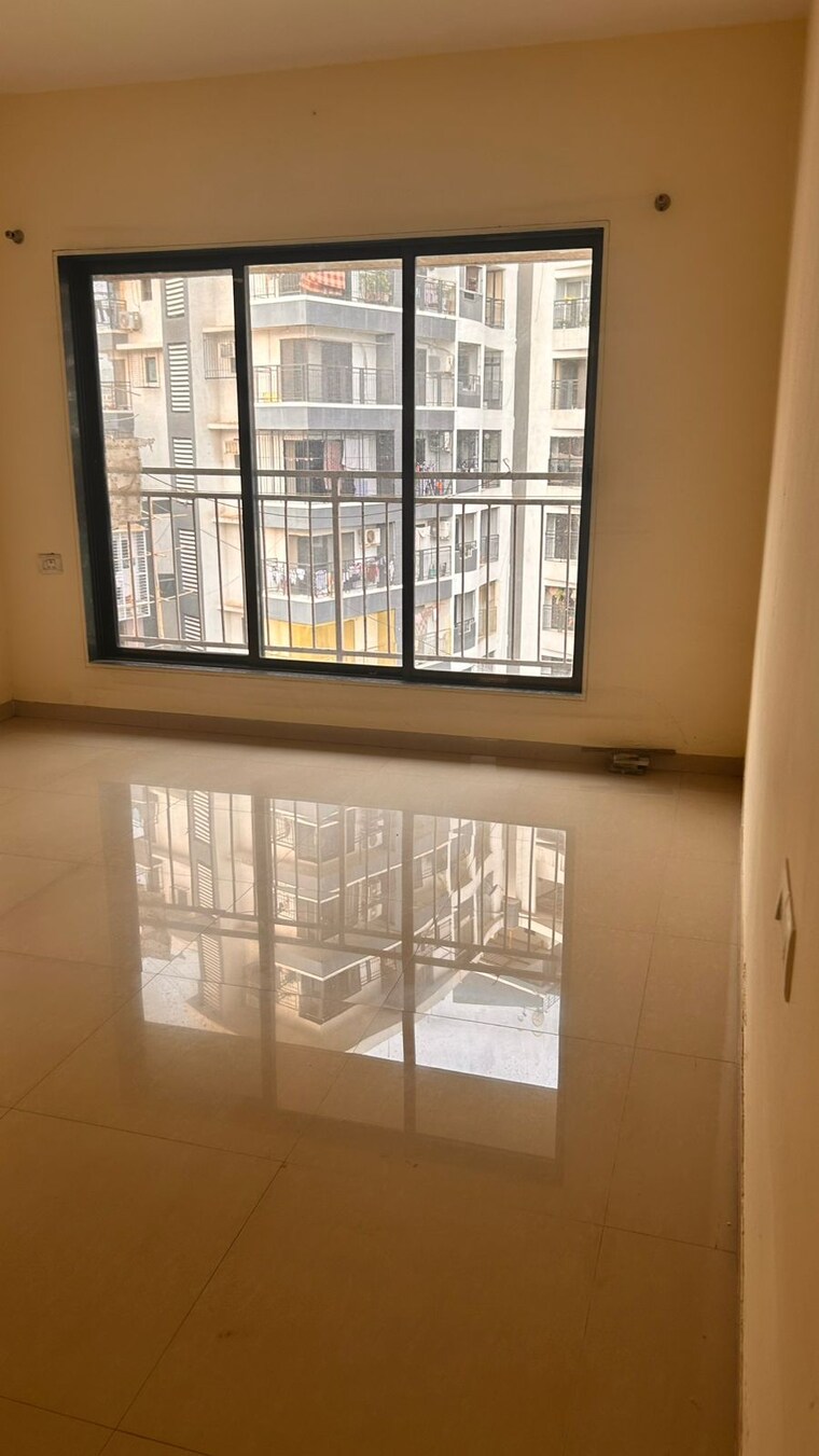 Room, kandivali west 1 Bedroom 362 Sq.Ft. Apartment In Kandivali West Mumbai 8831250