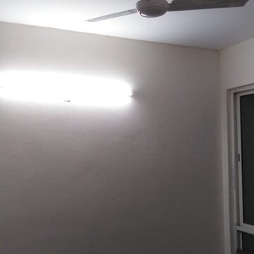 Room in 3.5 BHK Apartment at Jaypee Greens Kosmos, Sector 134 – for Sale