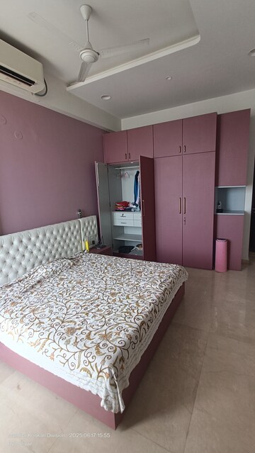 Bedroom in 3 BHK Apartment at Kohinoor Square Altissimo, Dadar West – for Rent