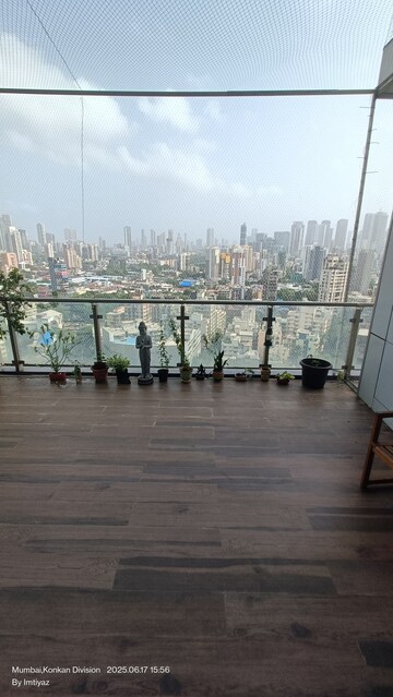 Gym in 3 BHK Apartment at Kohinoor Square Altissimo, Dadar West – for Rent