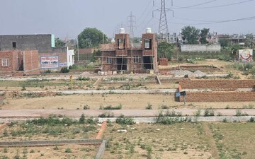 Plot For Sale in Jaypee Sports City, Jaypee Greens Sports City