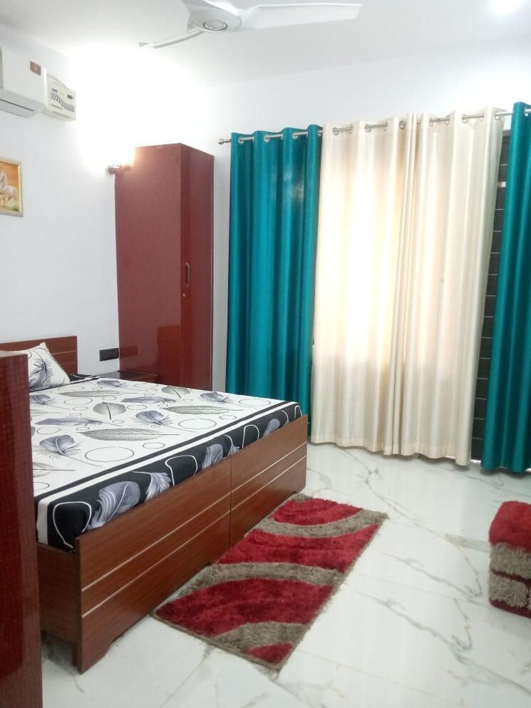 Bedroom, sector 46 Pg For Boys In Sector 46 8843247