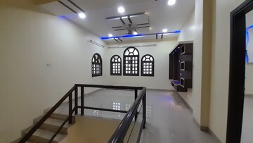 Master Bedroom in 3 BHK Villa at Mohaba Bazar – for Rent