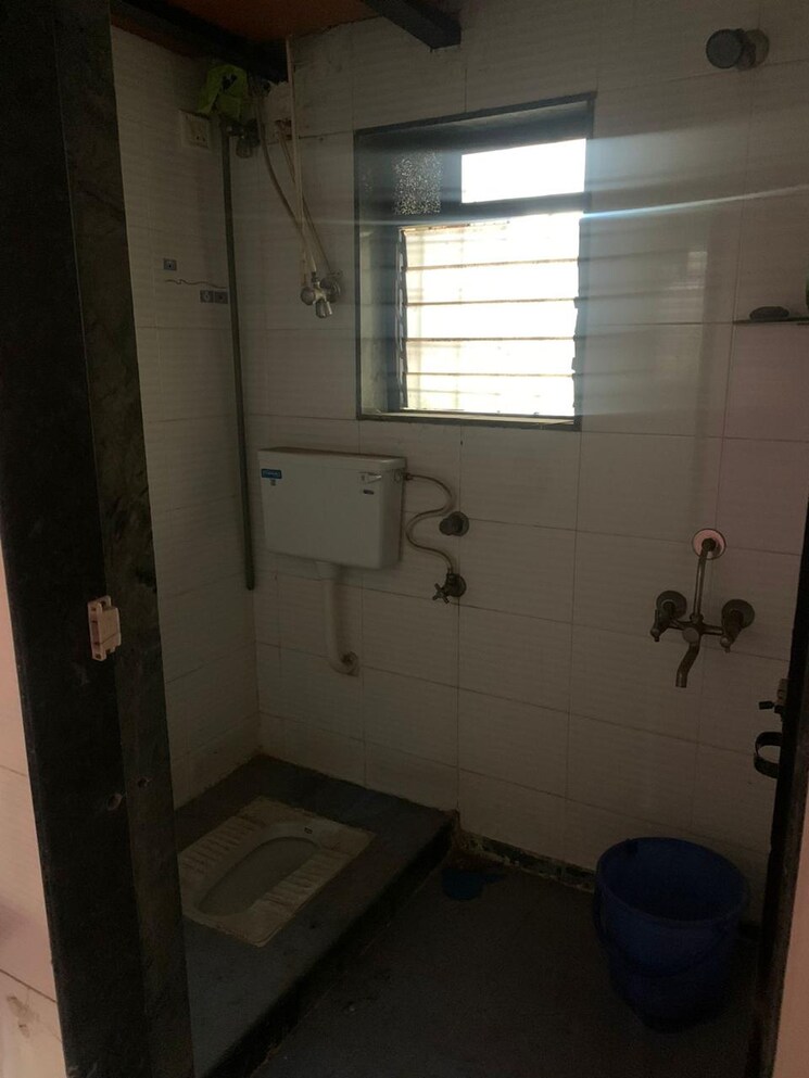 Bathroom, nangal dewat 3 Bedroom 1390 Sq.Ft. Apartment In Nangal Dewat Delhi 8832087