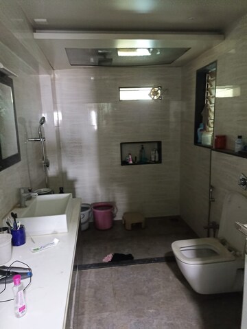 Attached Bathroom in 2 BHK Apartment at Paradise Tower Naupada, Naupada – for Rent