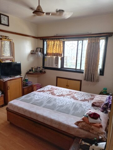 Bedroom in 2 BHK Apartment at Paradise Tower Naupada, Naupada – for Rent