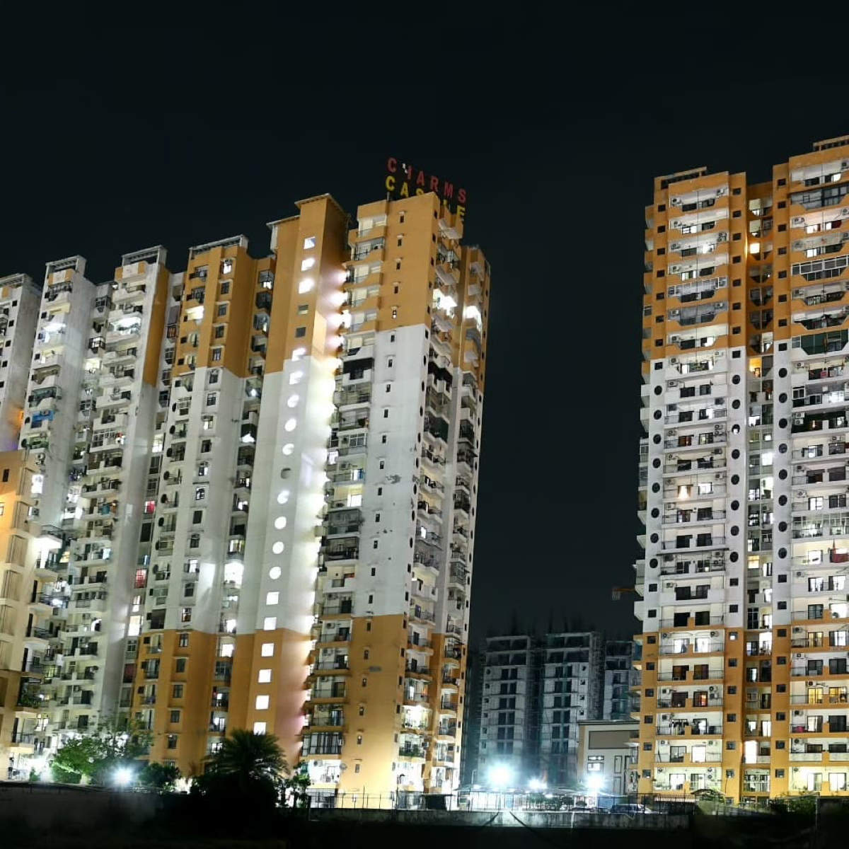 2 BHK Apartment For Rent in Charms Castle Phase II