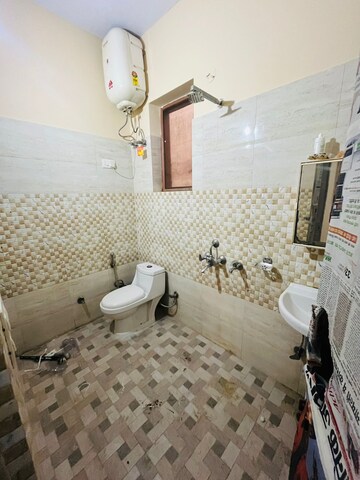 Bathroom in 2 BHK Builder Floor at Sector 47 – for Rent