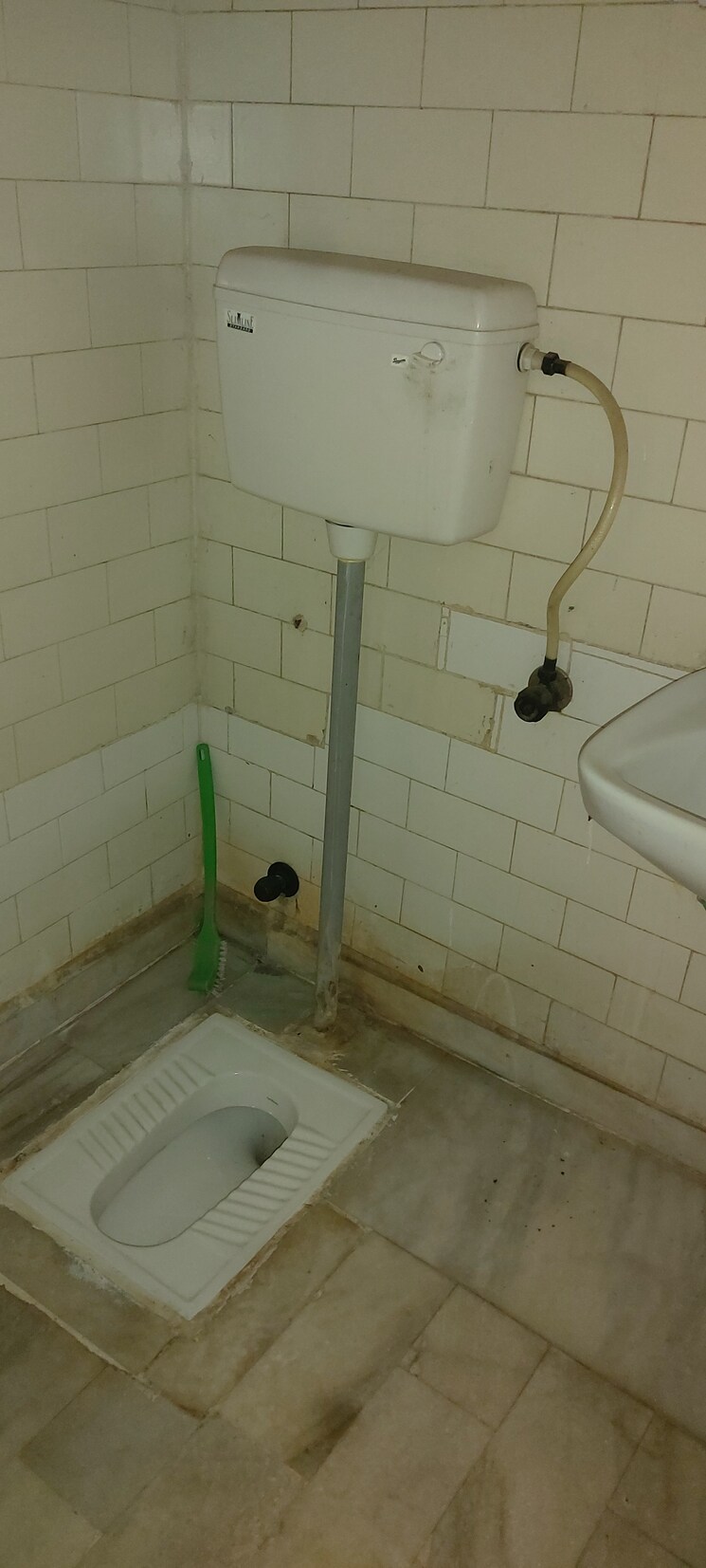 Bathroom, ip extension 2 Bedroom 1100 Sq.Ft. Apartment In Ip Extension Delhi 8831779