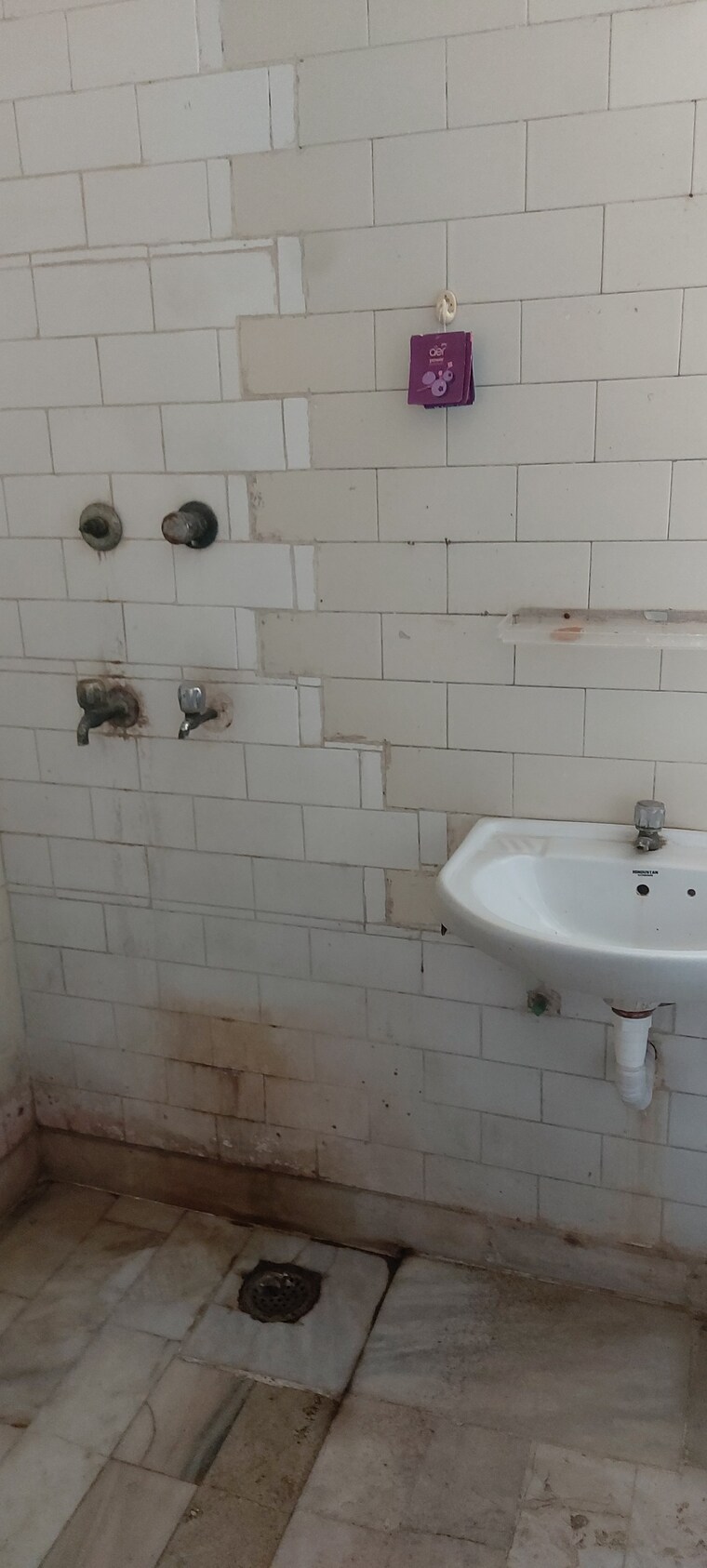 Bathroom, ip extension 2 Bedroom 1100 Sq.Ft. Apartment In Ip Extension Delhi 8831779