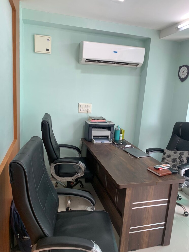 Team Area, gota Commercial Office Space 800 Sq.Ft. In Gota Ahmedabad 8831533