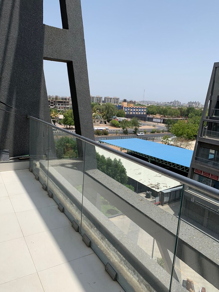Balcony, gota Commercial Office Space 800 Sq.Ft. In Gota Ahmedabad 8831533