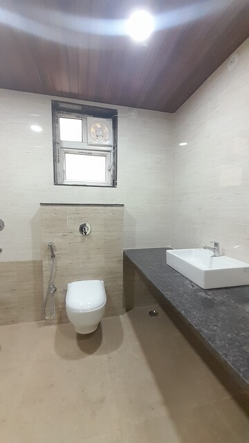 Bathroom in 4 BHK Apartment at Shankar Nagar – for Rent