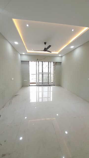 Room in 4 BHK Apartment at Shankar Nagar – for Rent