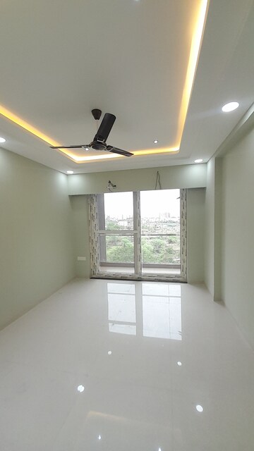 Room in 4 BHK Apartment at Shankar Nagar – for Rent