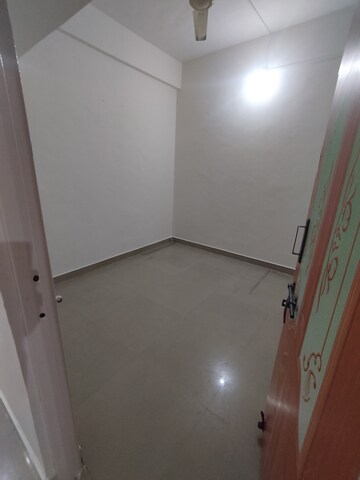 Room in 1 BHK Apartment at Akshay Classic, Pimple Gurav – for Rent